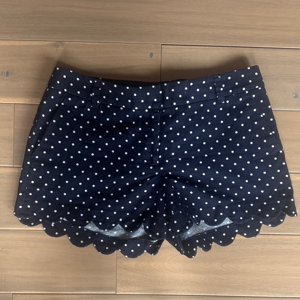 J. Crew charming navy blue and white polka dot scalloped shorts